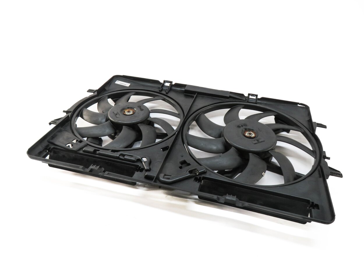 2009-2017 AUDI A4 A5 Q5 S4 (B8 8T 8R) 2.0L / 3.0L / 3.2L - RADIATOR COOLING FAN