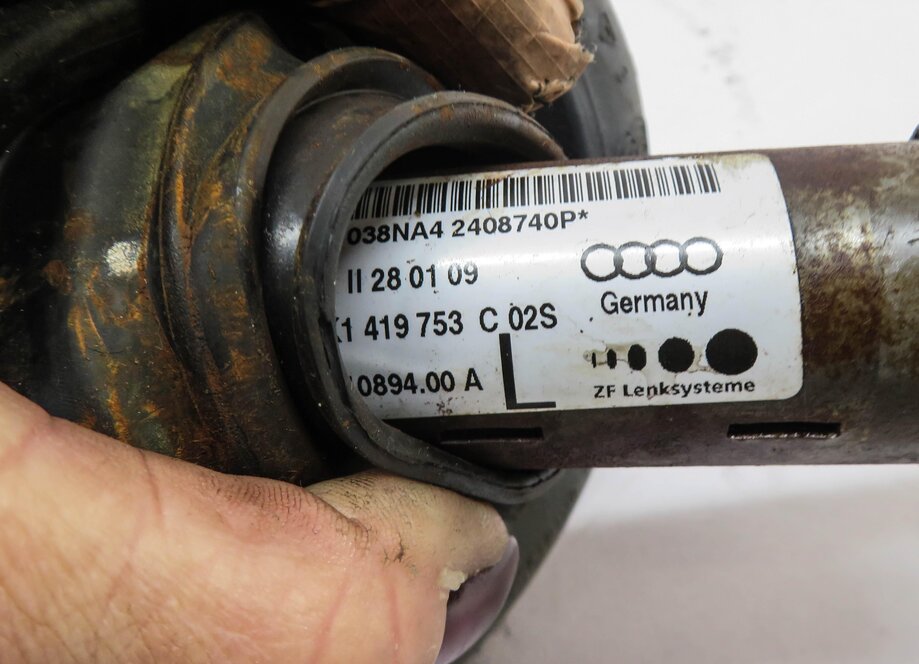 Thumbnail 4: 09 AUDI A4 (B8 8K) AWD STEERING COLUMN SHAFT U-JOINT COUPLER LINK LINKAGE SHAFT