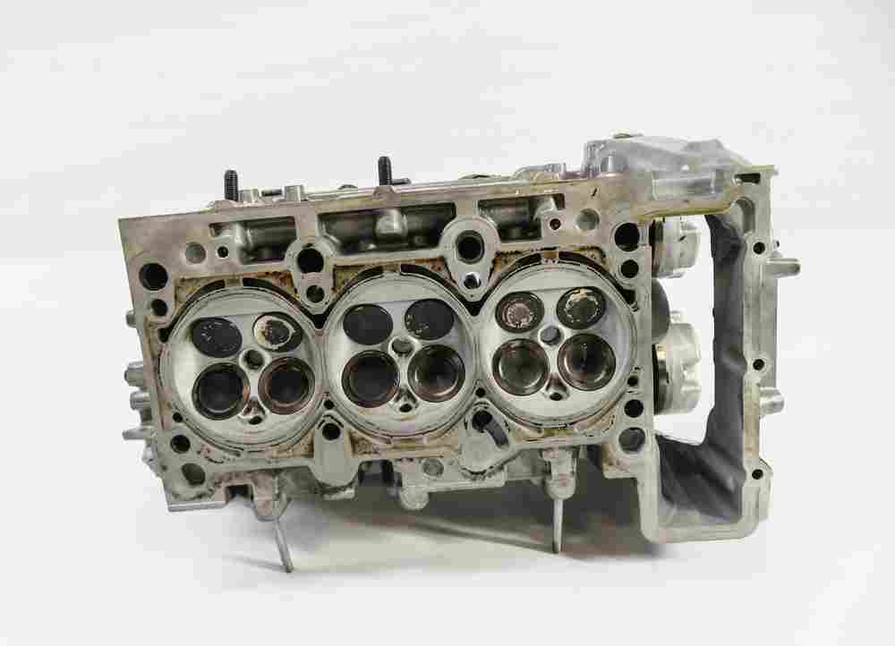 Thumbnail 7: 2008-2011 AUDI A4 A5 Q5 (B8 8K 8T 8R) 3.2L V6 FSI - LEFT ENGINE CYLINDER HEAD