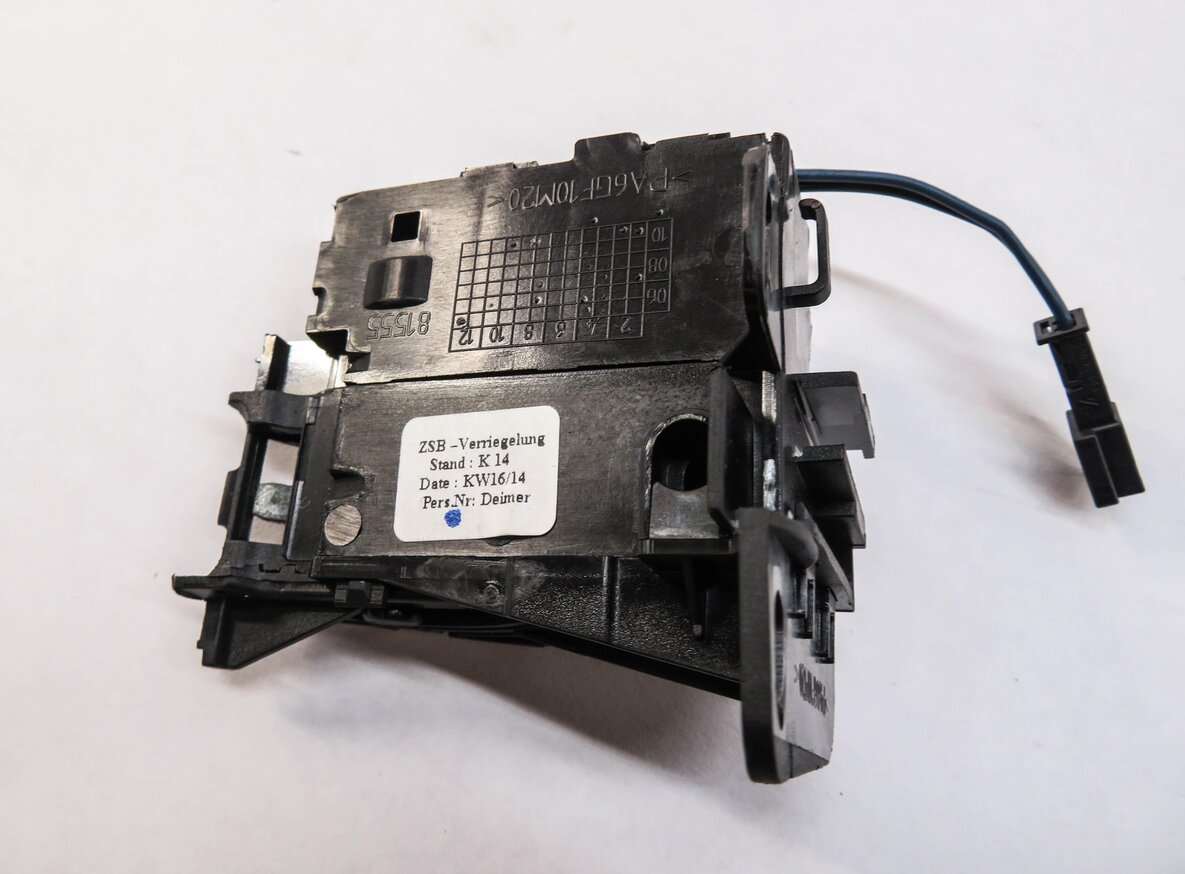 Thumbnail 3: 2015 BMW Z4 (E89) CENTRAL LOCKING CONTROL MODULE