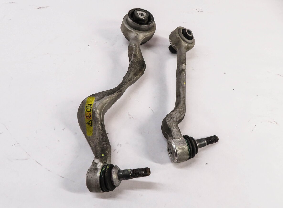 Thumbnail 3: 2009-2016 BMW Z4 (E89) RIGHT FRONT PASSENGER UPPER & LOWER CONTROL ARM SET-2