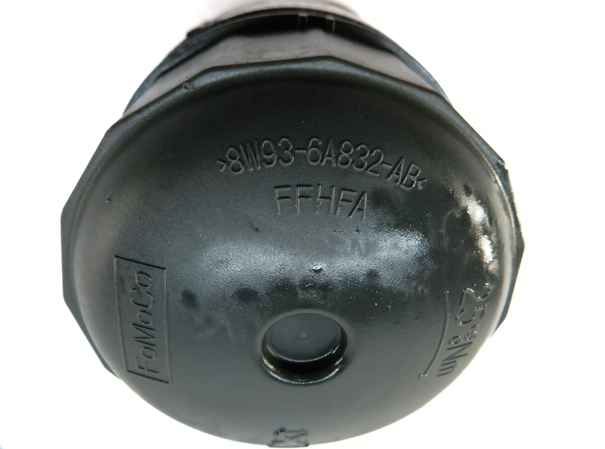 Thumbnail 4: 2012 LAND ROVER LR4 5.0L AJ133 ENGINE OIL FILTER HOUSING w/ CAP