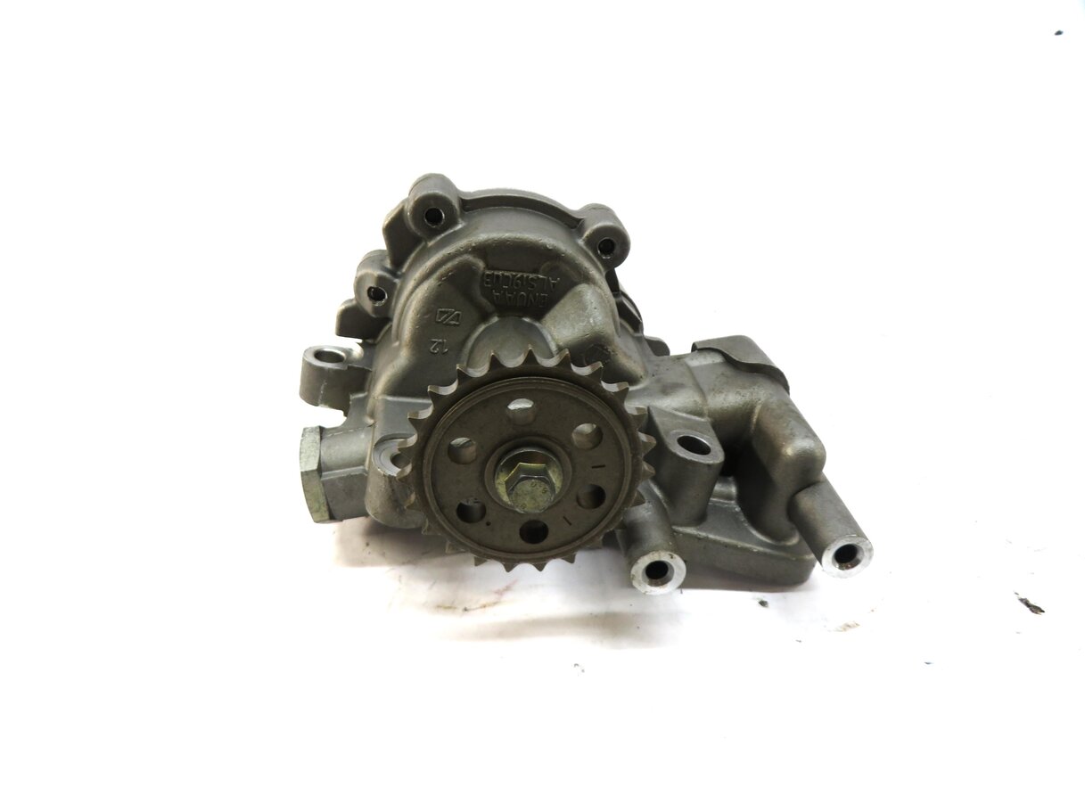 Thumbnail 2: 2012 LAND ROVER LR4 5.0L AJ133 ENGINE OIL PUMP 8W936600