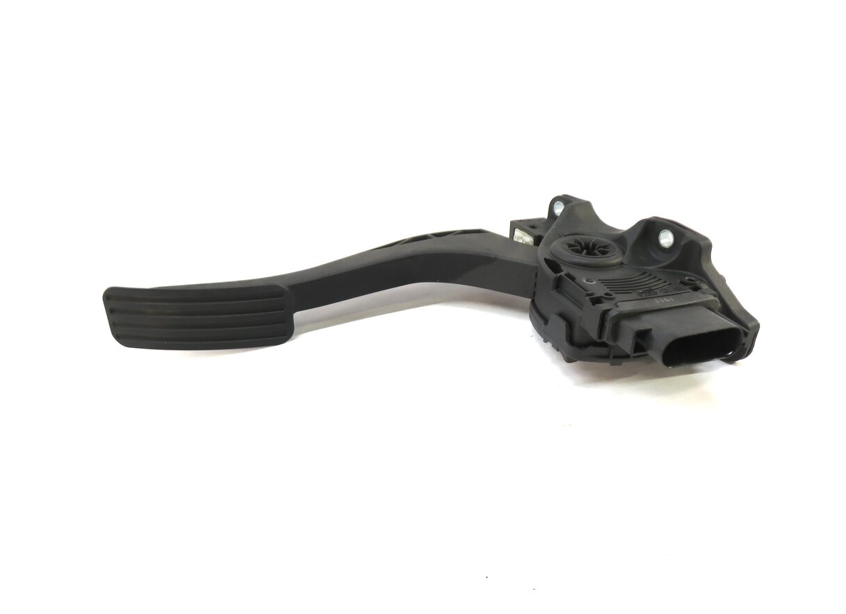 Thumbnail 2: 2012 LAND ROVER LR4 THROTTLE GAS PEDAL