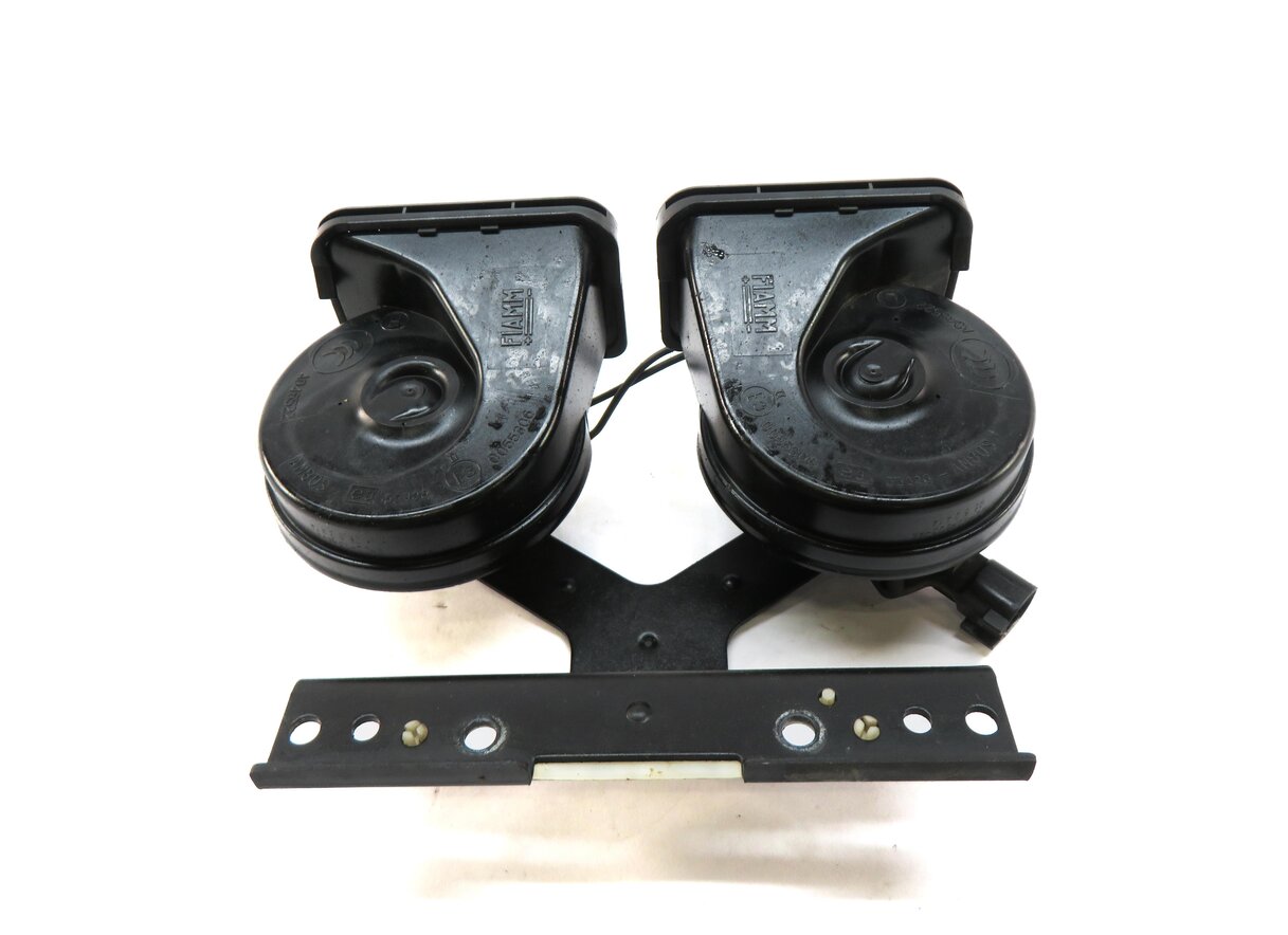 Thumbnail 3: 2010-2016 LR4 RANGE ROVER SPORT (L320) HIGH & LOW TONE SAFETY HORN SET