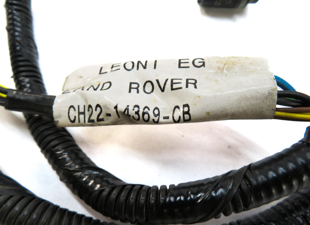 Thumbnail 3: 12 LAND ROVER LR4 FRONT PARK ASSIST PDC SENSOR SET & HARNESS SANTORINI BLACK 820