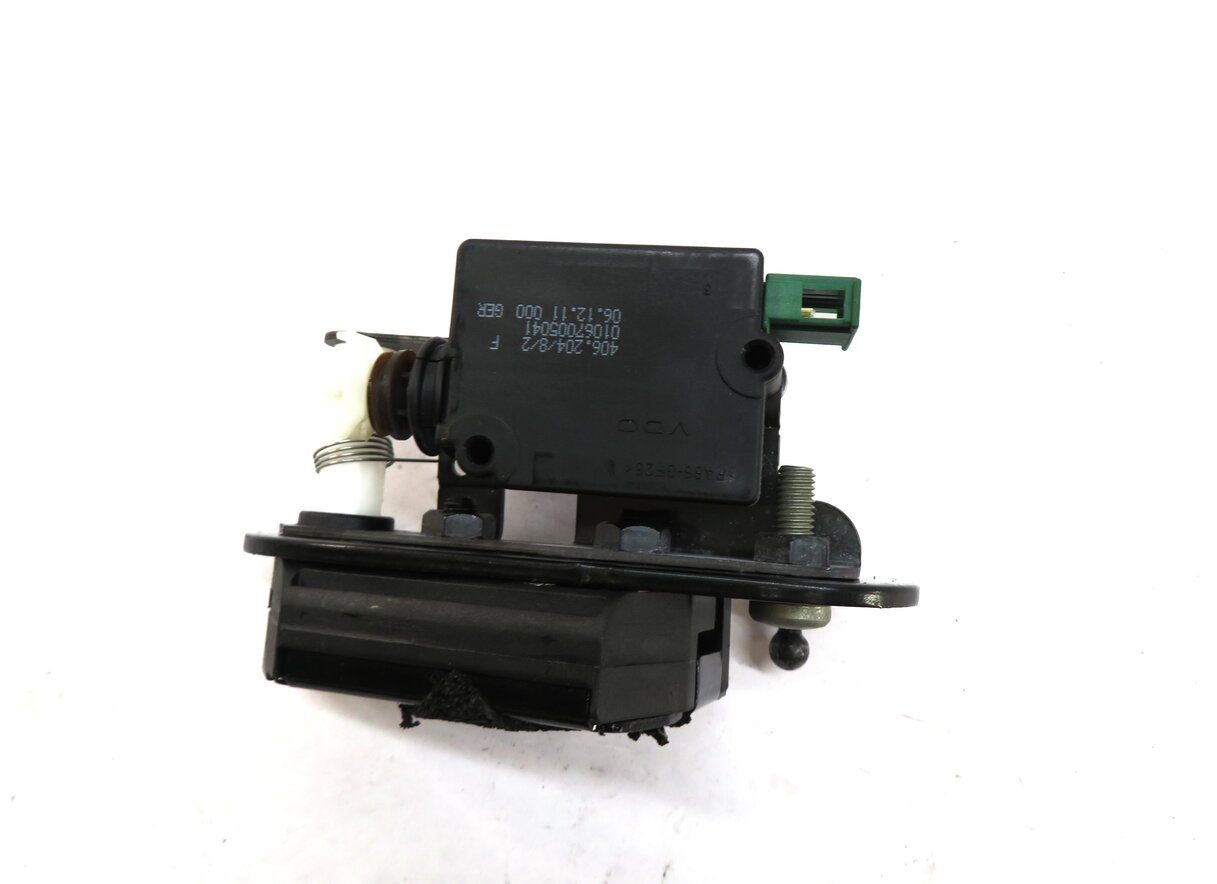 Thumbnail 6: 2012 LAND ROVER LR4 REAR TRUNK LEFT SIDE LOCK LATCH w/ ACTUATOR MOTOR