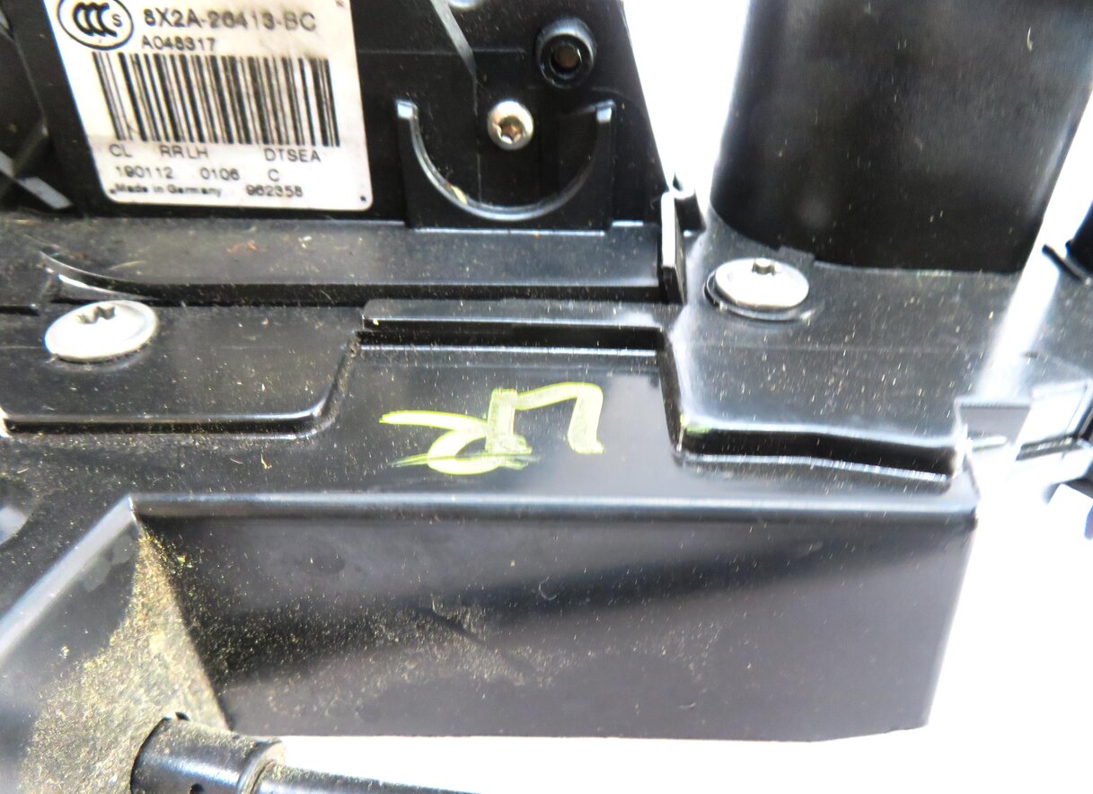 Thumbnail 5: 10-17 LR4 / RANGE ROVER SPORT (L320) LEFT REAR PASSIVE DOOR LOCK LATCH ACTUATOR