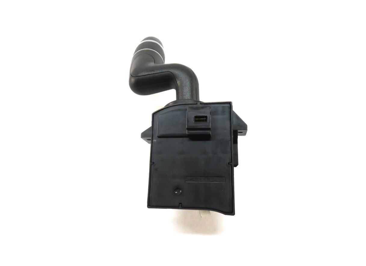 2012 LAND ROVER LR4 REAR RIGHT 3RD THIRD ROW SEAT BELT BUCKLE RECEIVER (BLACK)