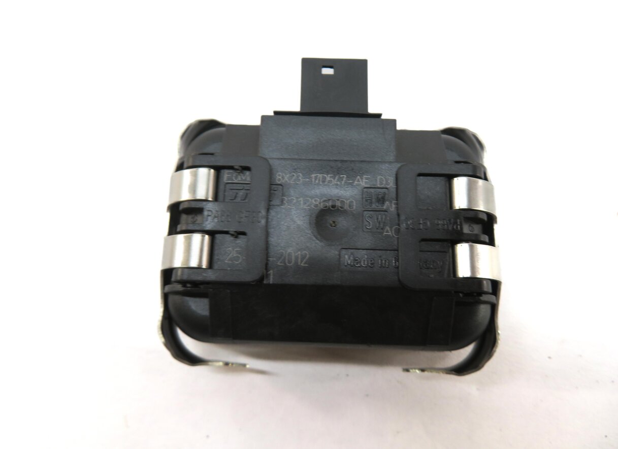 Thumbnail 2: 2010-2016 LR2 LR4 RANGE ROVER SPORT (L320 L322) WINDSHIELD WIPER RAIN SENSOR