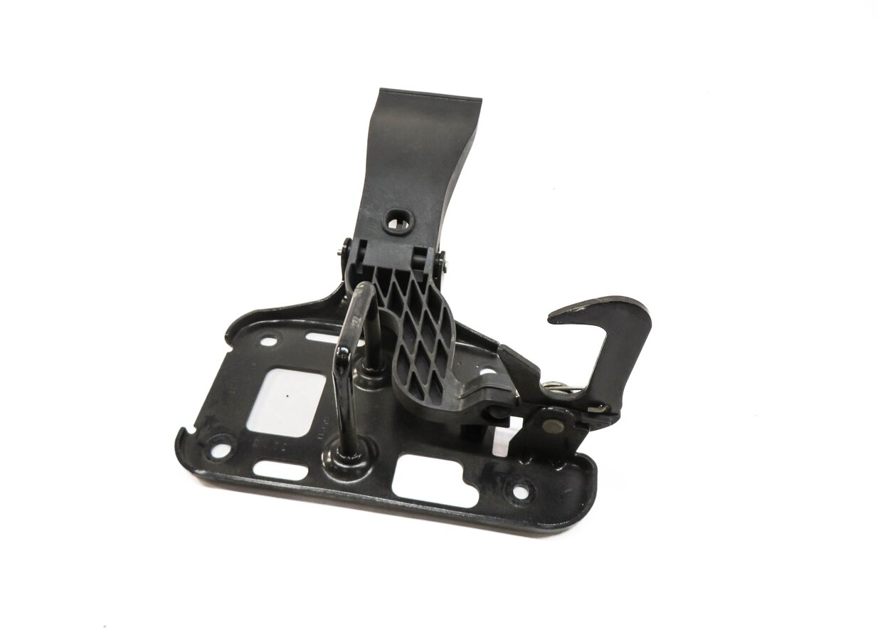 2013 AUDI A4 (B8 8K) FRONT HOOD SAFETY LATCH RELEASE LEVER