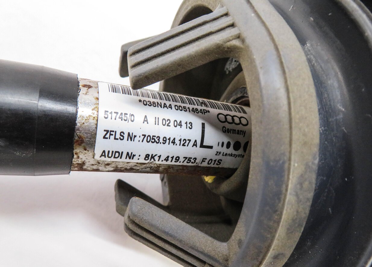 Thumbnail 4: 2013 AUDI A4 (B8 8K) AWD STEERING COLUMN SHAFT U-JOINT COUPLER LINKAGE SHAFT