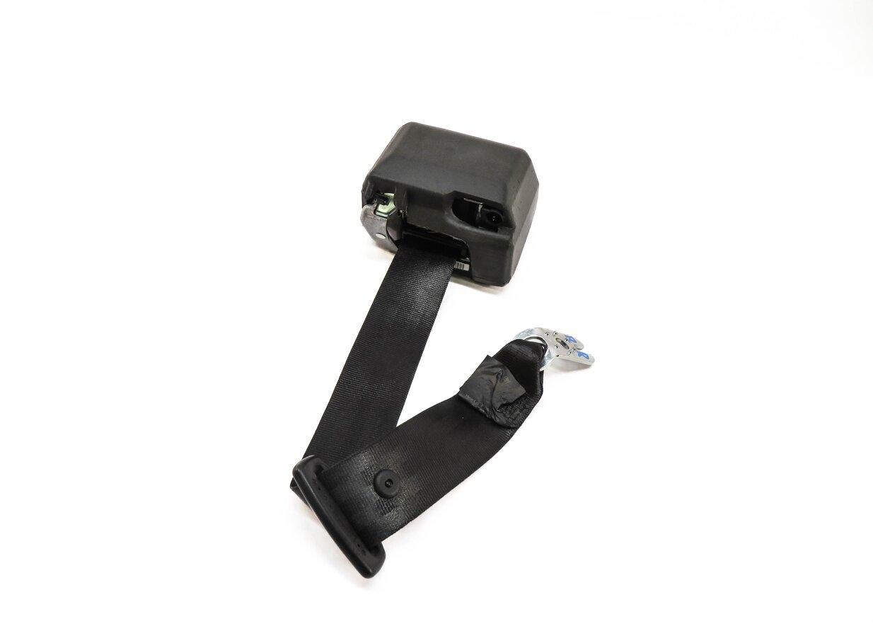 2013 AUDI A4 (B8 8K) RIGHT REAR SEAT SEATBELT RETRACTOR (BLACK)