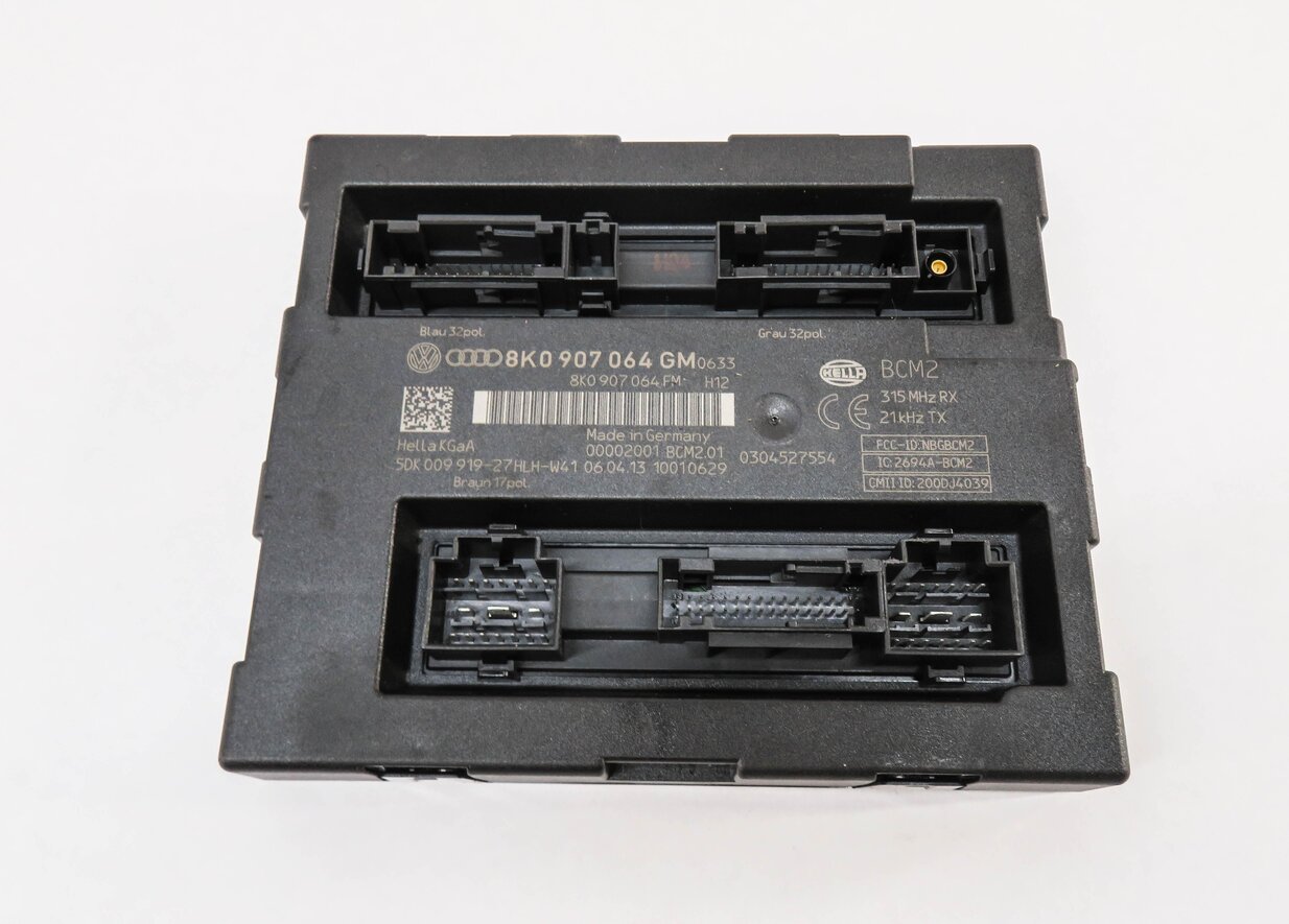 Thumbnail 9: 2013 AUDI A4 (B8 8K) 2.0L CPMA TURBO ENGINE ECM BCM IMMOBILIZER MODULE KEY SET