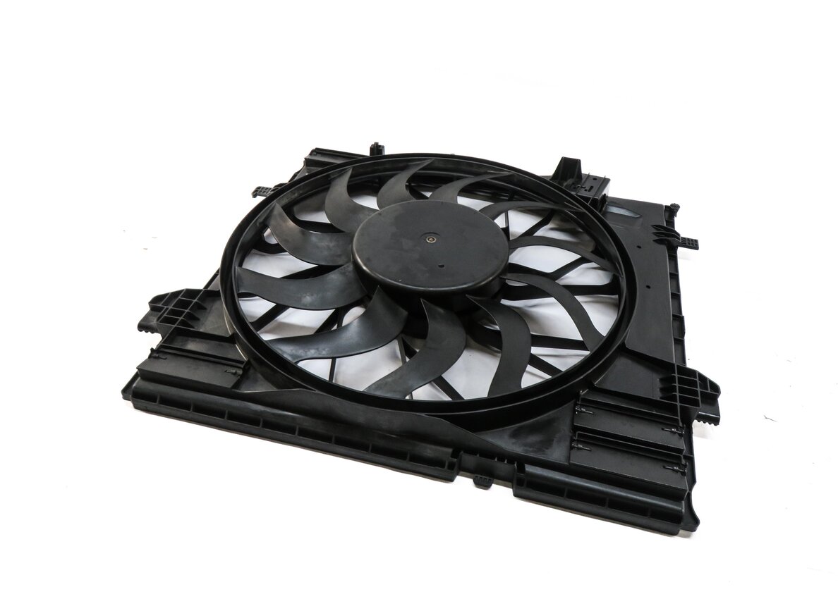 13-19 MERCEDES GL350 GL450 GL550 GLE ML250 ML400 ML550 (W166 X166) COOLING FAN