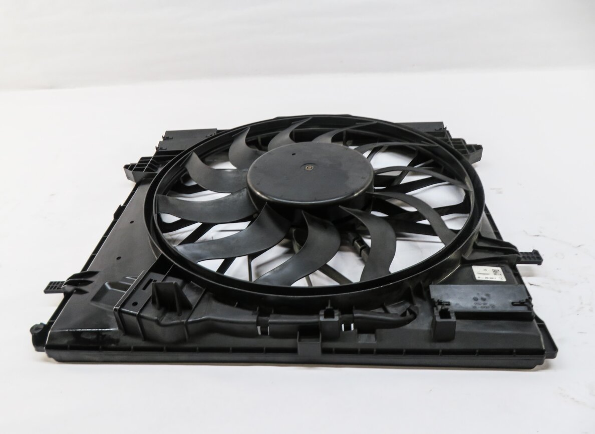 Thumbnail 3: 13-19 MERCEDES GL350 GL450 GL550 GLE ML250 ML400 ML550 (W166 X166) COOLING FAN