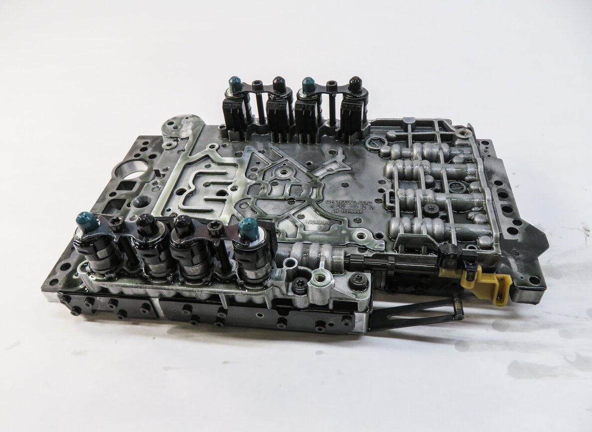 Thumbnail 2: 2014 MERCEDES GL450 GL550 (X164) 4.6L - 722.9 A/T TRANSMISSION VALVE BODY BLOCK