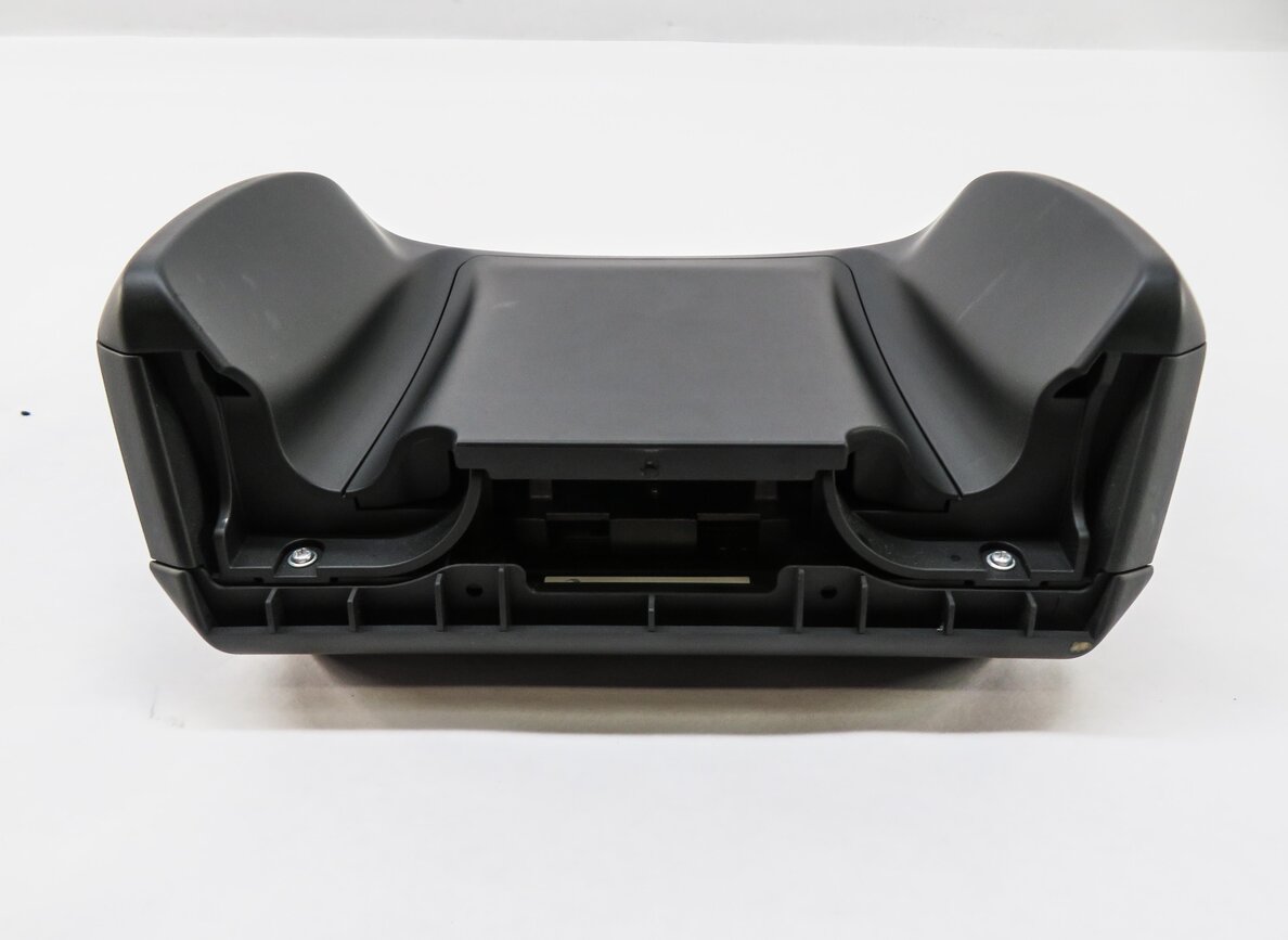 Thumbnail 9: 11-19 MERCEDES E GL ML S CLASS - REAR ENTERTAINMENT HEADREST VIDEO SCREEN