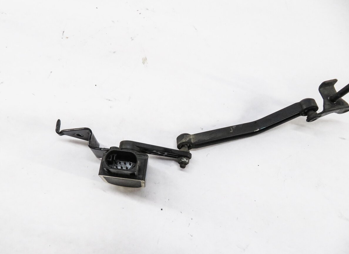 Thumbnail 3: 2014 MERCEDES GL450 (X166) RIGHT FRONT PASSENGER SUSPENSION HEIGHT LEVEL SENSOR