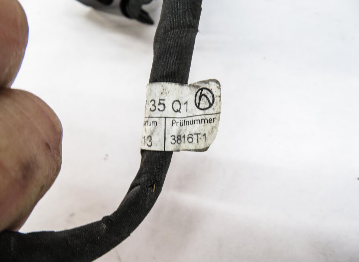 Thumbnail 4: 2014 MERCEDES GL450 (X166) FRONT PDC PARK DISTANCE SENSOR SET w/ HARNESS (WHITE)