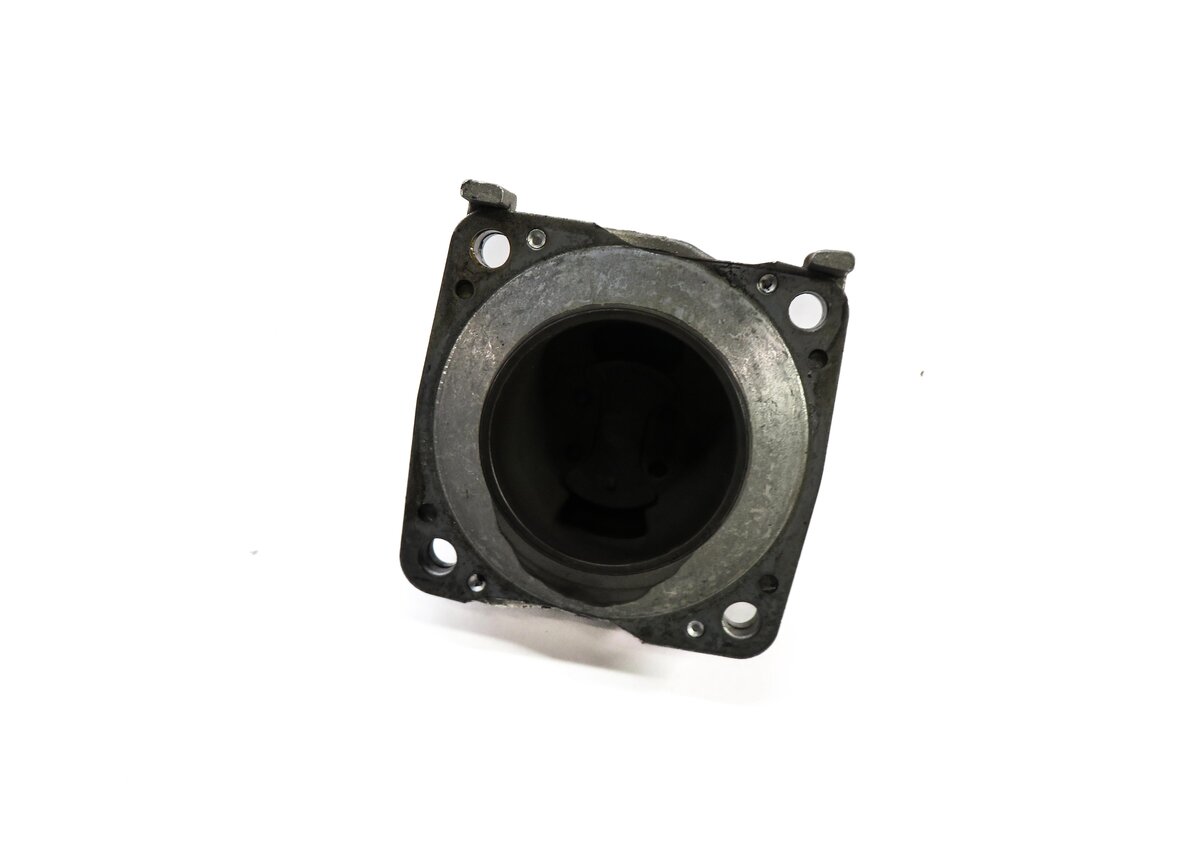 2014 MERCEDES GL450 (X166) 4.6L M278 V8 ENGINE TRANSMISSION MOUNT BRACKET