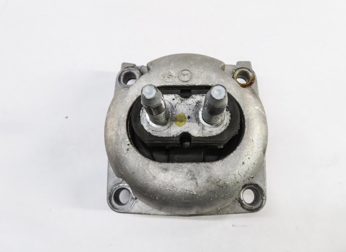 Thumbnail 3: 2014 MERCEDES GL450 (X166) 4.6L M278 V8 ENGINE TRANSMISSION MOUNT BRACKET