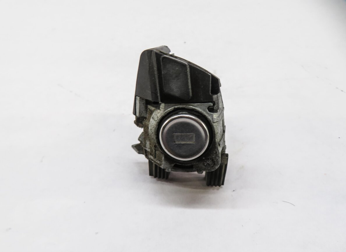 Thumbnail 4: 2014 MERCEDES GL450 (X166) LEFT FRONT DRIVER DOOR HANDLE LOCK CYLINDER w/ KEY