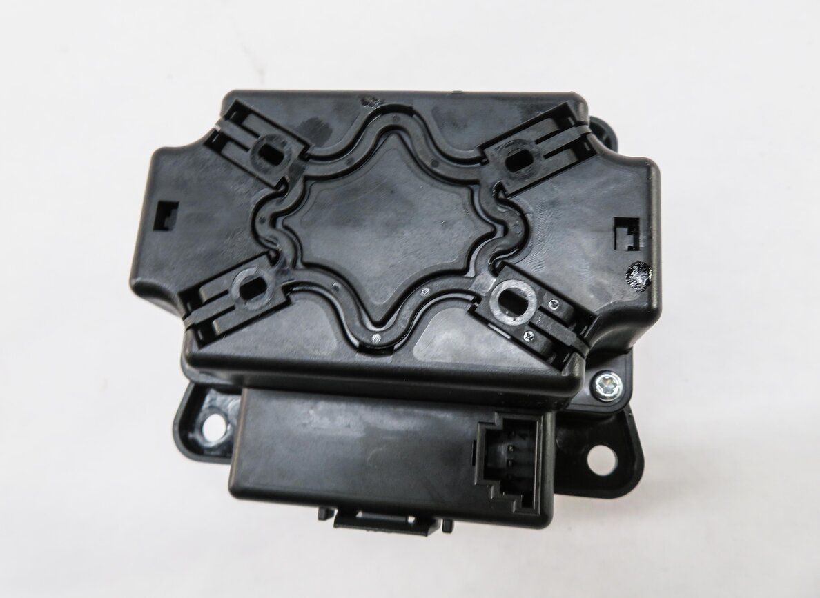Thumbnail 5: 14-16 MERCEDES G550 GL350 GL550 ML350 ML550 (W166 X166) RADIO NAV CONTROL SWITCH