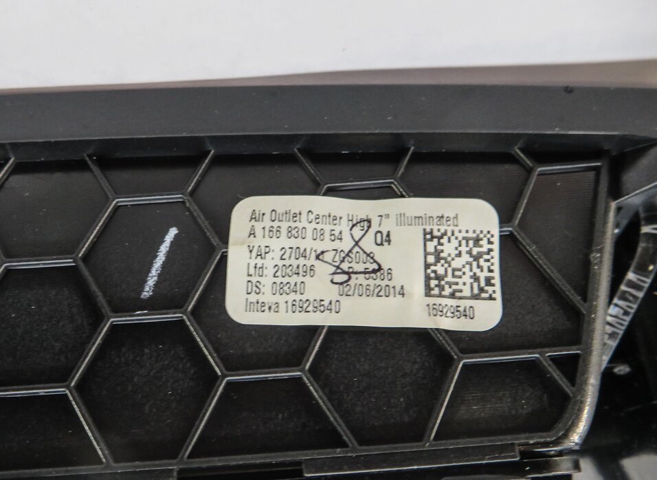 Thumbnail 5: 2014 MERCEDES GL450 (X166) FRONT CENTER DASH HEATER A/C AIR VENT SET w/ TRIM
