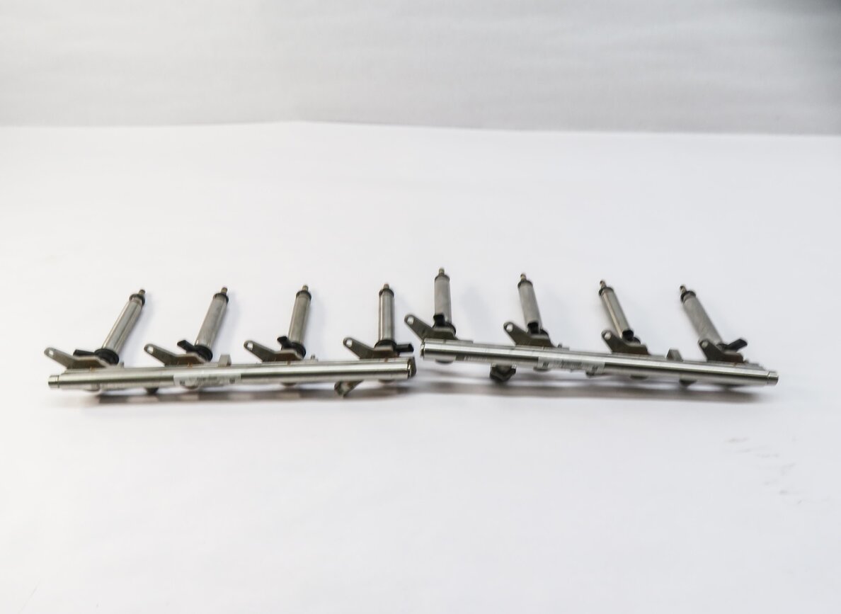 Thumbnail 2: 2014 MERCEDES GL450 (X166) 4.6L M278 V8 ENGINE FUEL INJECTOR SET w/ FUEL RAILS