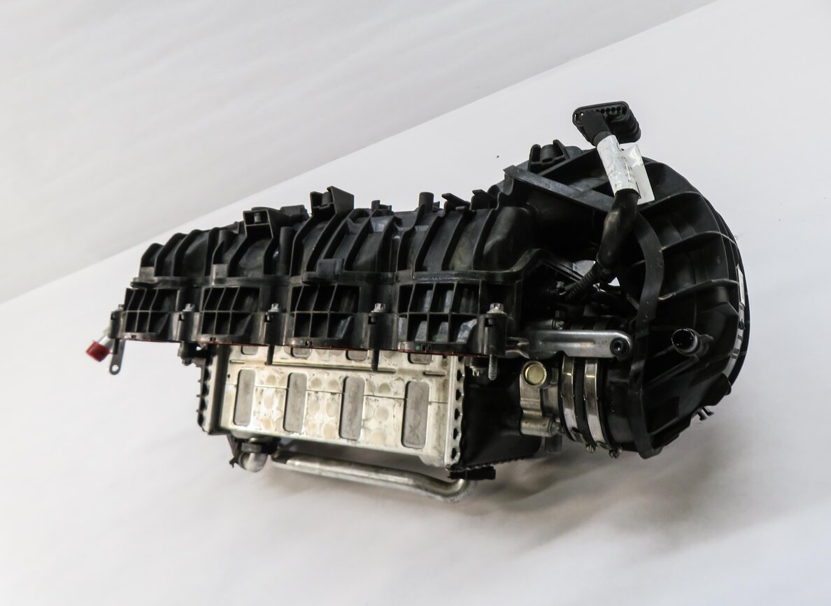 Thumbnail 3: 11-20 MERCEDES CL550 E550 GL450 GL550 GLS550 S550 SL550 - 4.6L INTAKE MANIFOLD