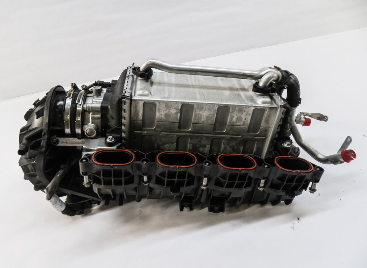 Thumbnail 5: 11-20 MERCEDES CL550 E550 GL450 GL550 GLS550 S550 SL550 - 4.6L INTAKE MANIFOLD