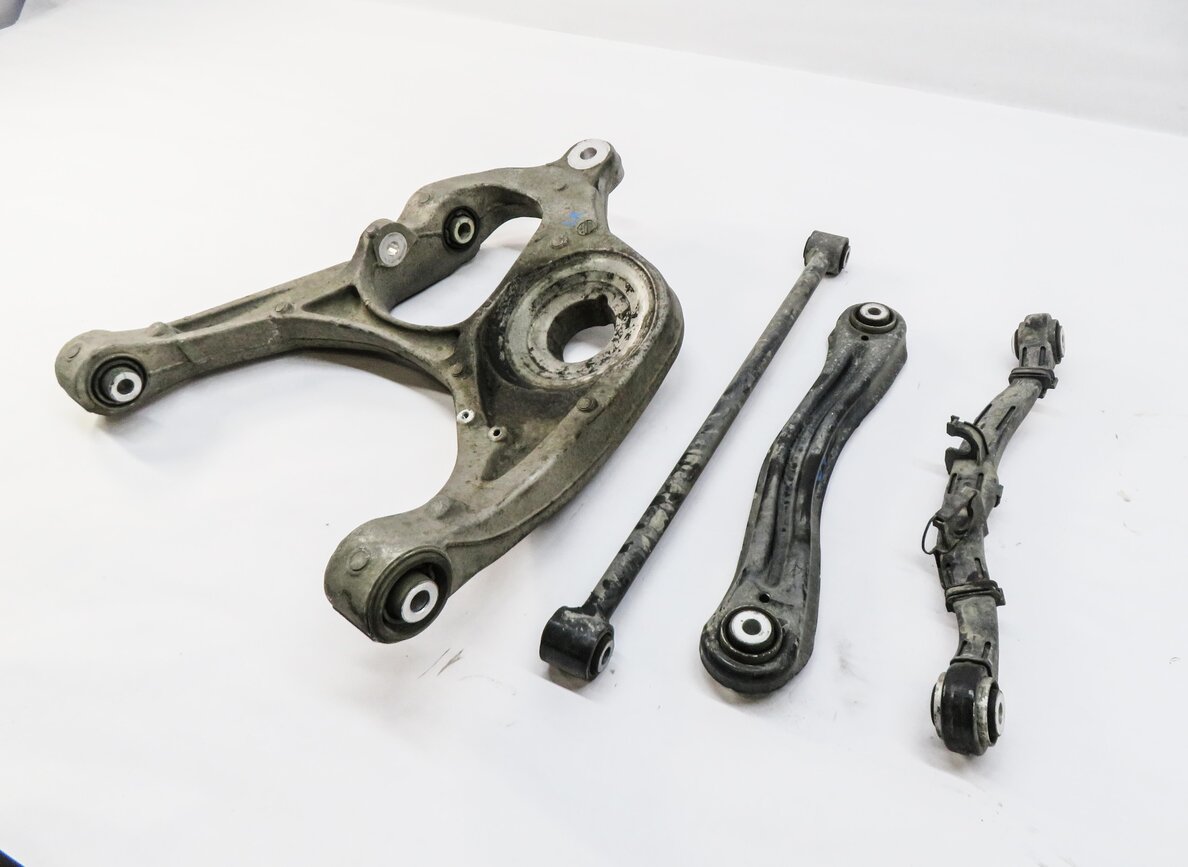 Thumbnail 3: 2012-2019 MERCEDES GL350 GL450 GL550 ML350 (W166 X166) LEFT REAR CONTROL ARM SET