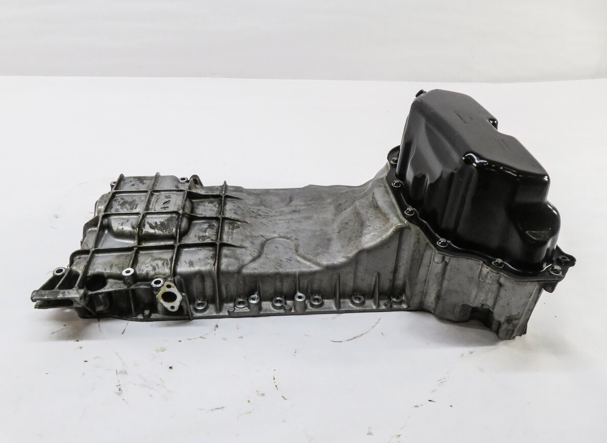 Thumbnail 3: 2014 MERCEDES GL450 (X166) 4.6L M278 V8 ENGINE UPPER & LOWER OIL PAN ASSEMBLY