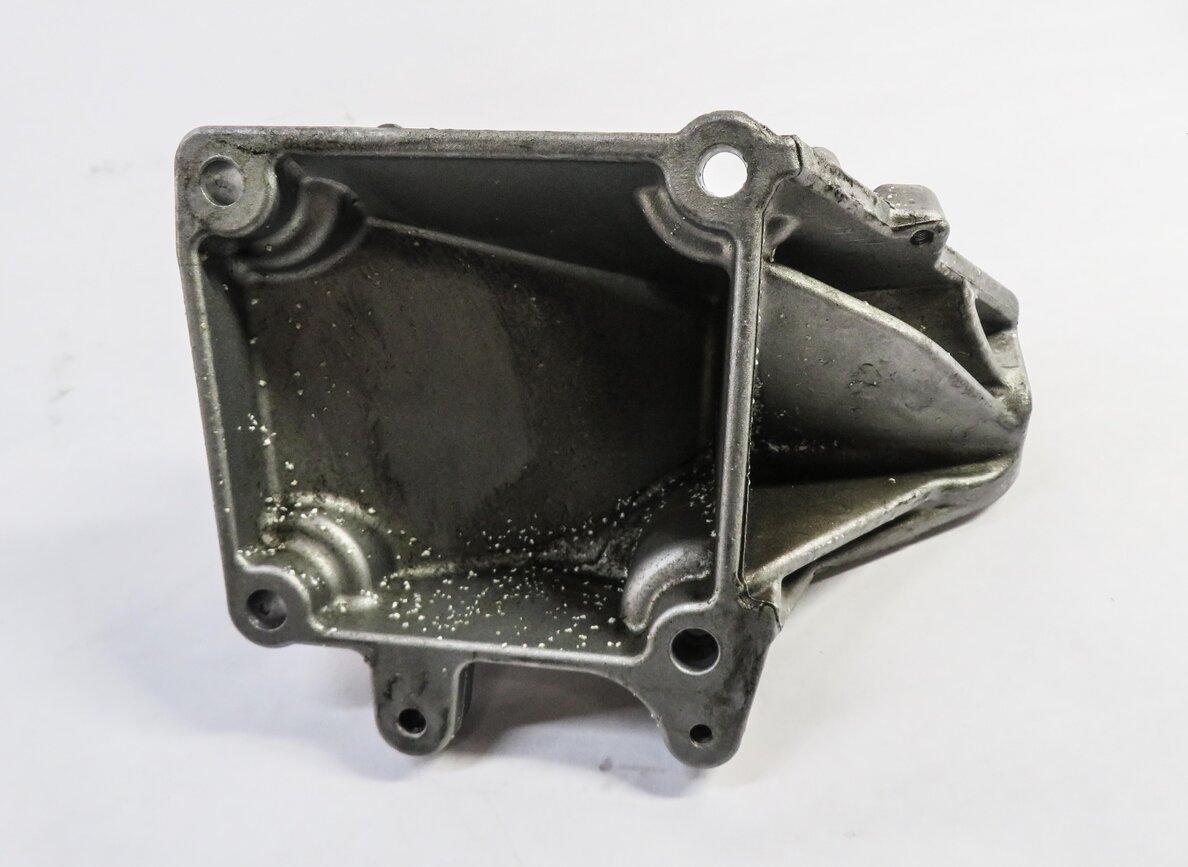 Thumbnail 4: 2014 MERCEDES GL450 (X166) 4.6L M278 V8 ENGINE RIGHT MOTOR MOUNT BRACKET SET