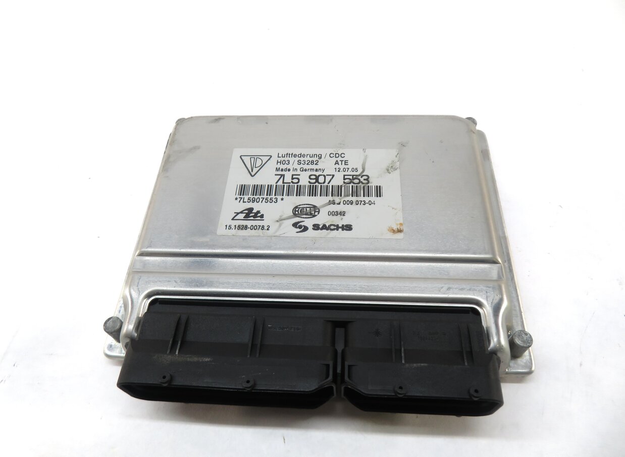 Thumbnail 2: 2005-2010 PORSCHE CAYENNE (955 957) TURBO - AIR SUSPENSION CONTROL MODULE