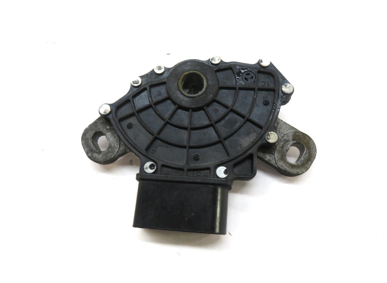 Thumbnail 3: 2006 PORSCHE CAYENNE 955 4.5L TURBO AUTOMATIC TRANSMISSION NEUTRAL SAFETY SWITCH