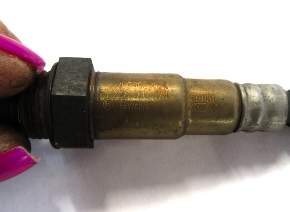 Thumbnail 7: 2006 PORSCHE CAYENNE (955) M48 4.5L TURBO PRE POST CAT O2 OXYGEN SENSOR SET/4