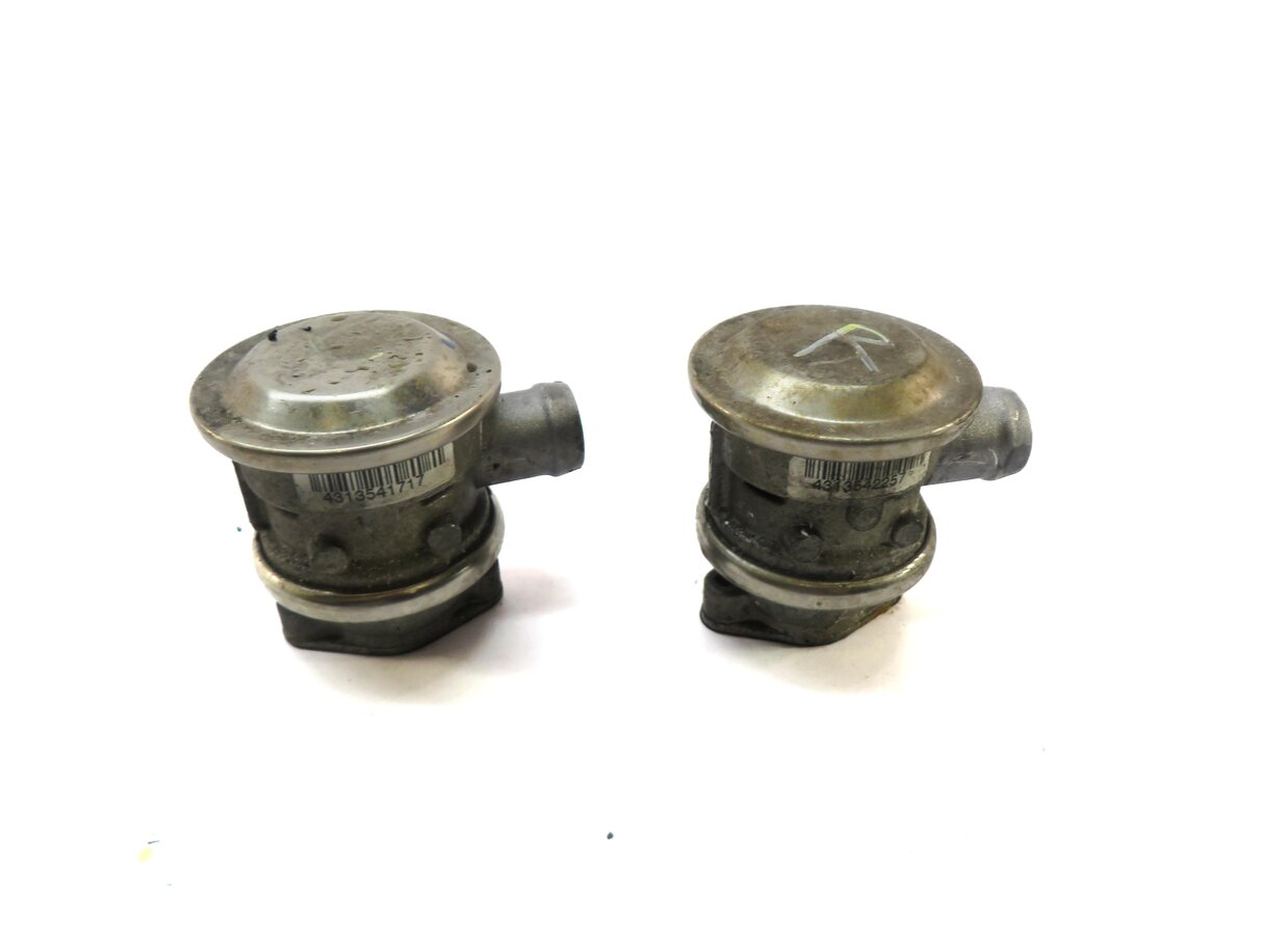 Thumbnail 2: 2006 PORSCHE CAYENNE (955) 4.5L M48 TURBO TURBOCHARGED EGR CHECK VALSE SET/2