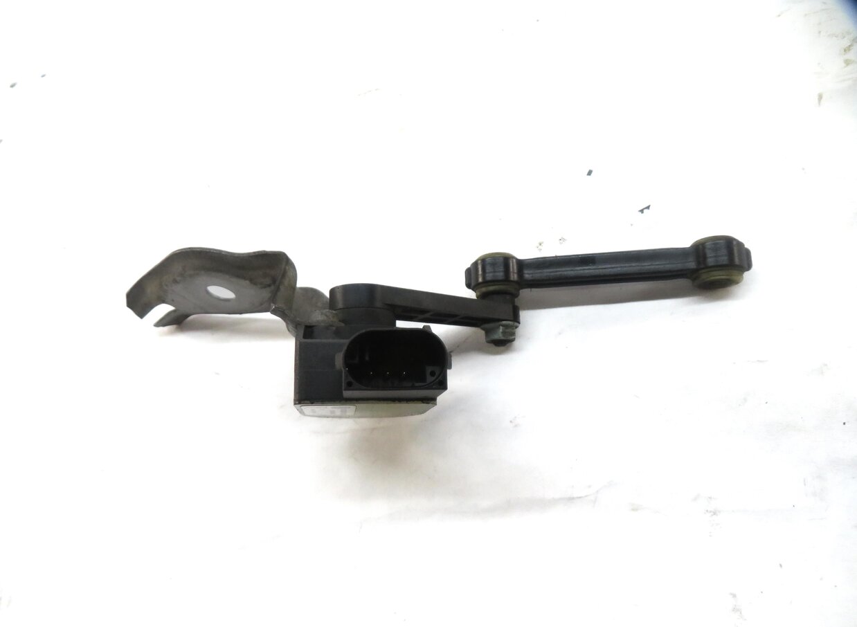 Thumbnail 3: 2006 PORSCHE CAYENNE (955) FRONT LEFT DRIVER HEIGHT LEVEL SENSOR 7L0616213B