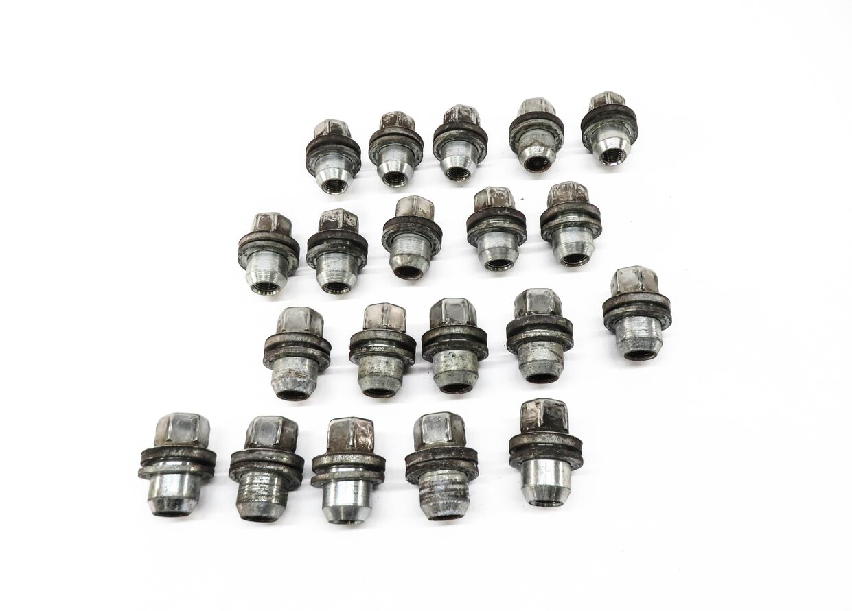 Thumbnail 2: 2005-2018 RANGE ROVER / SPORT LR3 LR4 DISCOVERY WHEEL TIRE RIM LUG NUT SET-20