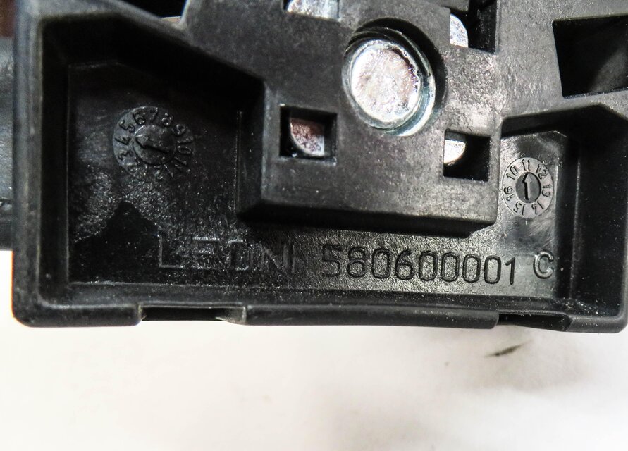 Thumbnail 7: 2014 RANGE ROVER SPORT (L494) POSITIVE BATTERY CABLE