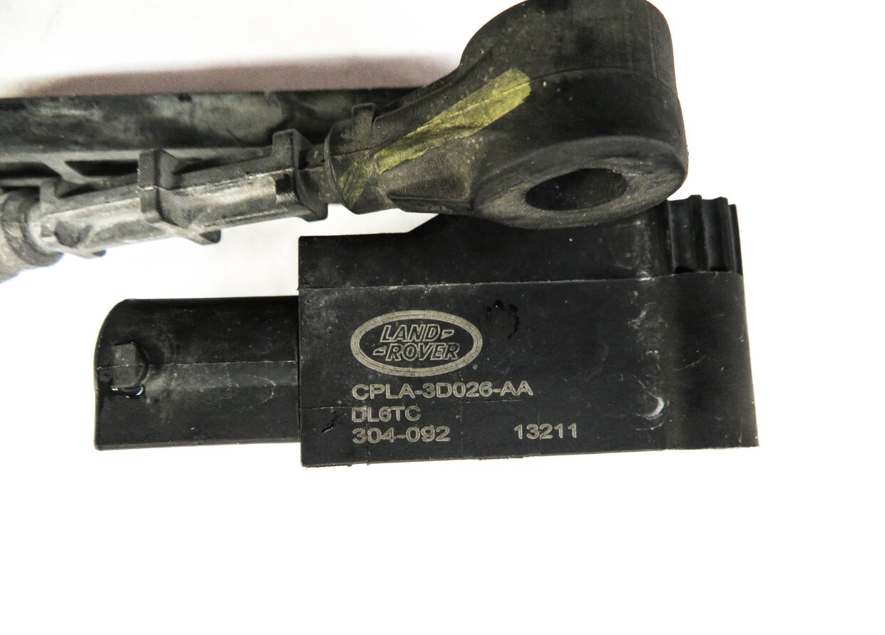 Thumbnail 4: 2014 RANGE ROVER SPORT (L494) RIGHT FRONT SUSPENSION HEIGHT LEVEL SENSOR