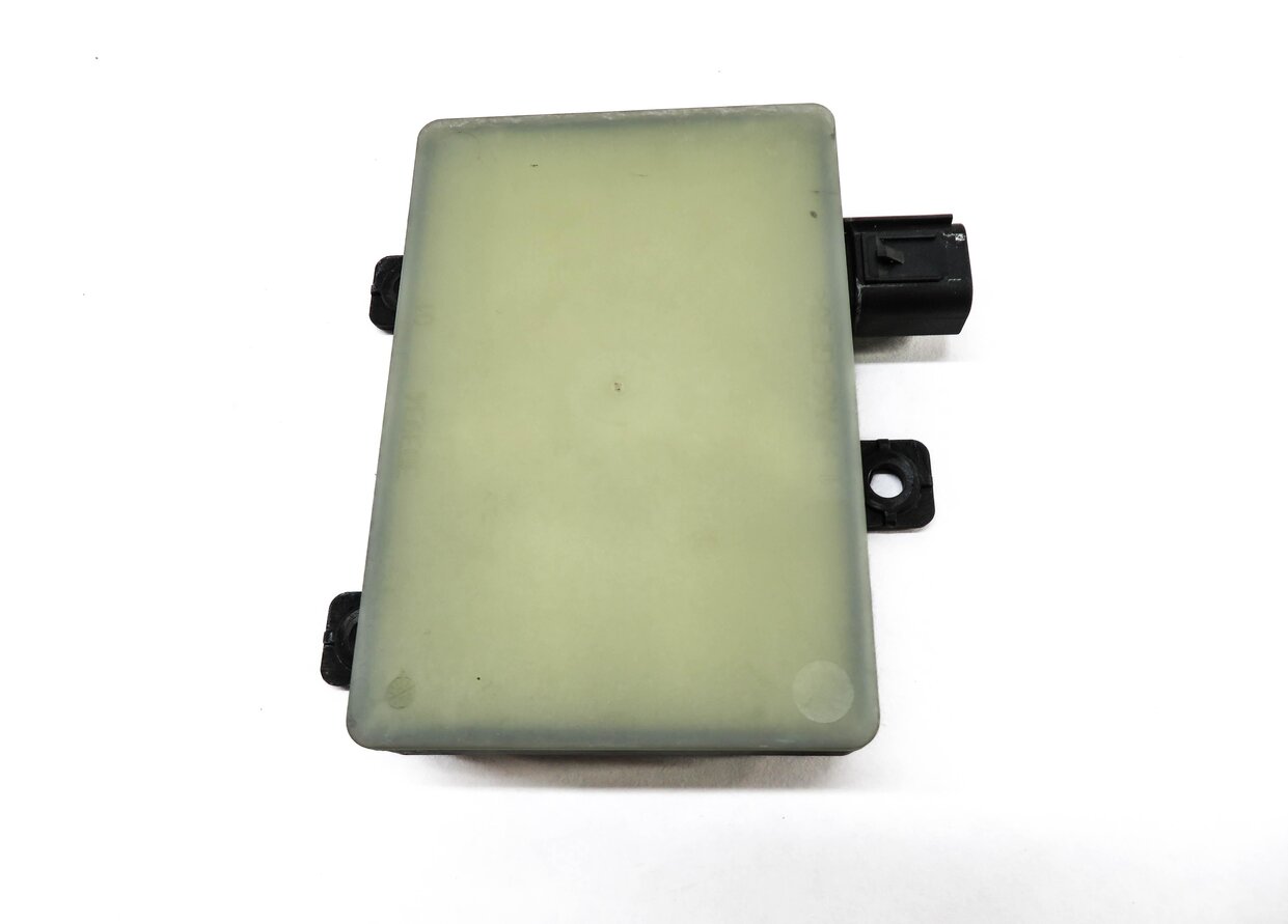 Thumbnail 3: 2014 RANGE ROVER SPORT (L494) BLIND SPOT RADAR CONTROL MODULE