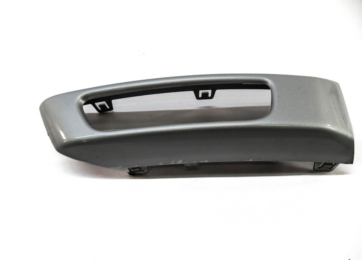 Thumbnail 3: 2014 RANGE ROVER SPORT (L494) LEFT FRONT DRIVER FOGLIGHT TRIM (LUXOR 869)