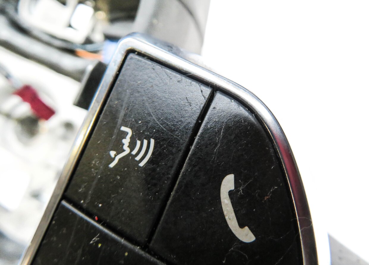 Thumbnail 10: 2014-2022 RANGE ROVER SPORT (L494) 4-SPOKE HEATED STEERING WHEEL w/ SWITCHES