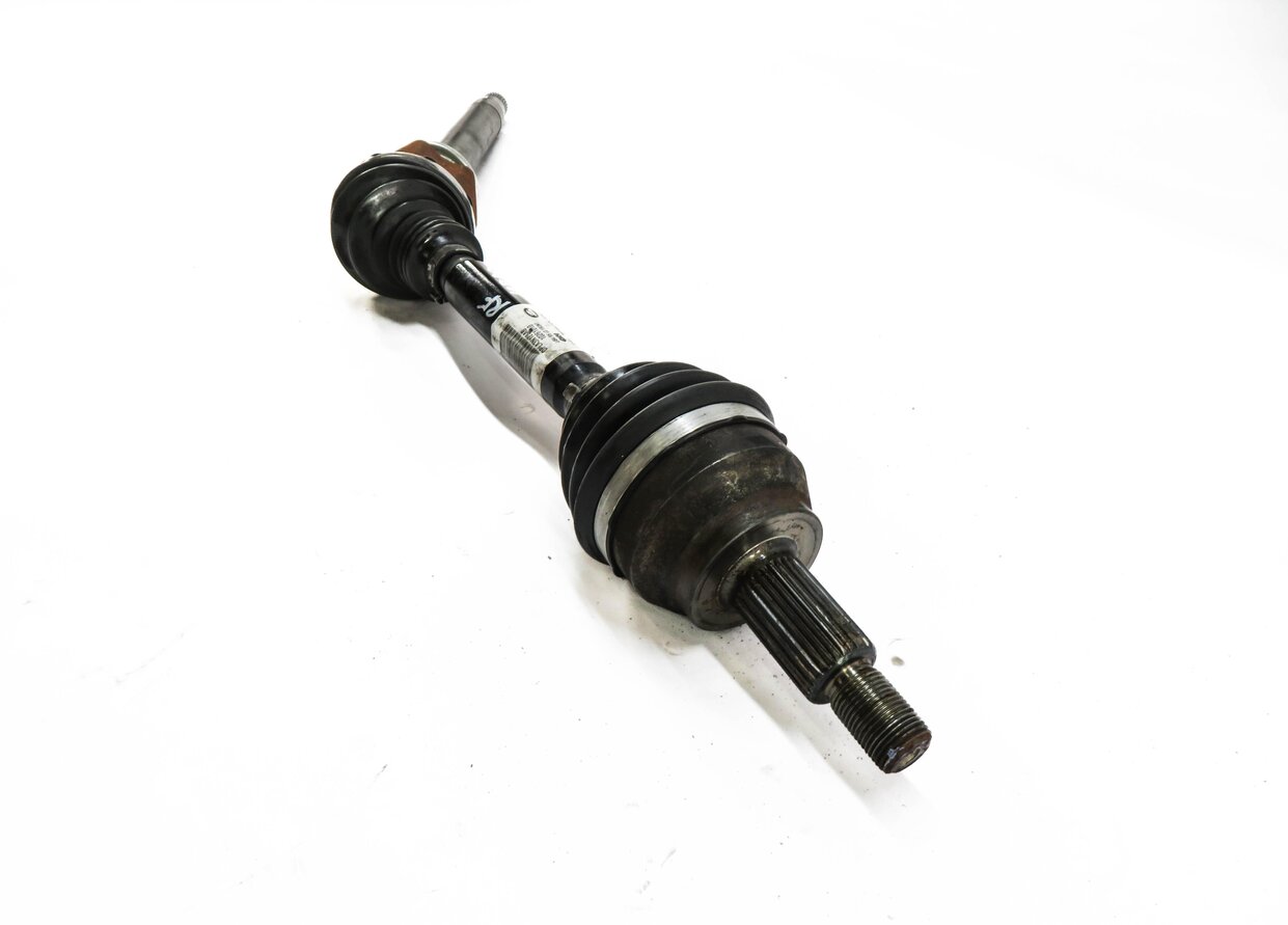 Thumbnail 4: 14-20 RANGE ROVER SPORT (L494) RIGHT FRONT PASSENGER AXLE SHAFT (1 SPEED T-CASE)