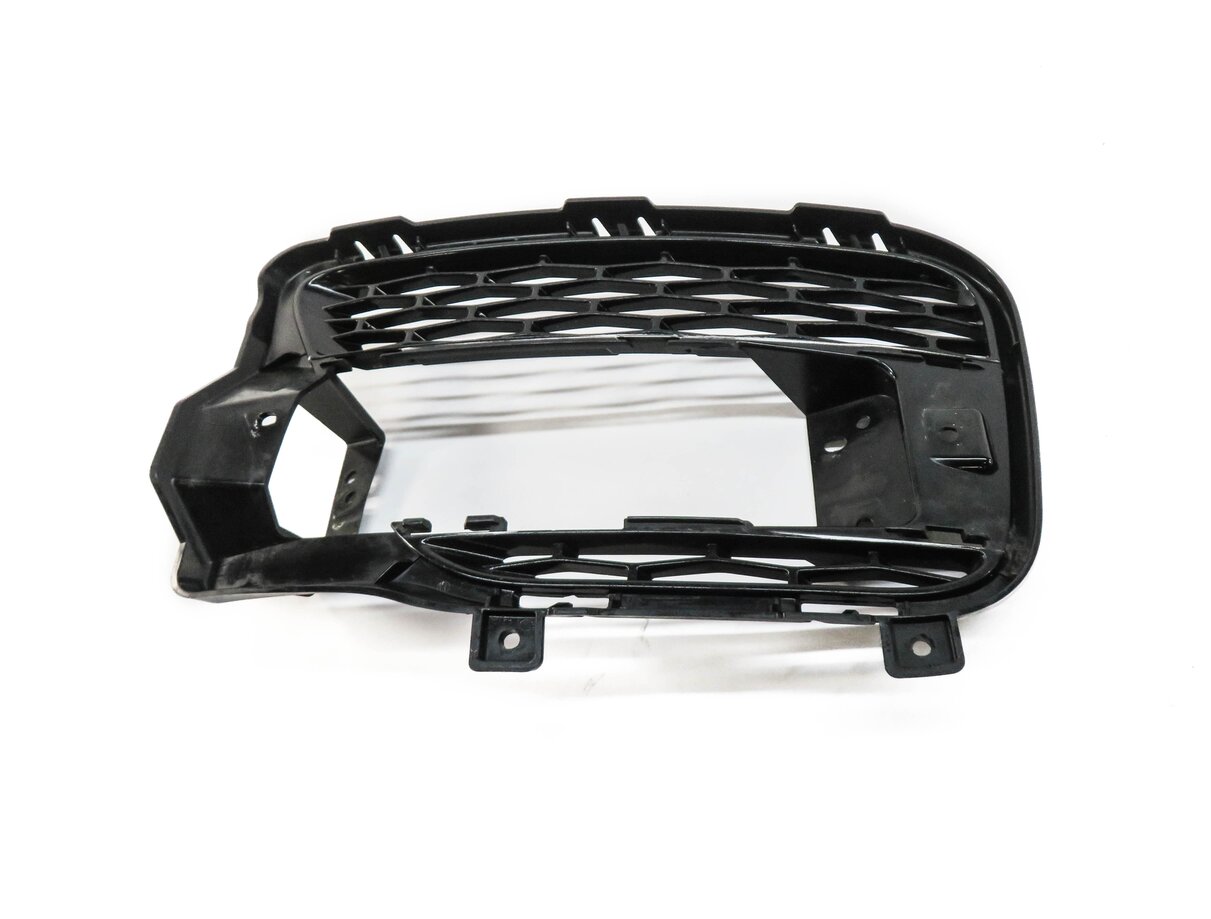 Thumbnail 3: 2014-2017 RANGE ROVER SPORT (L494) LEFT FRONT DRIVER FOGLIGHT GRILLE TRIM