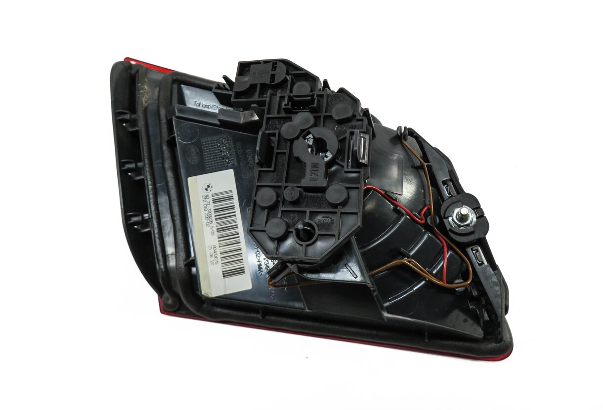 Thumbnail 5: 2011-2013 BMW 528i 535i 550i M5 (F10) RIGHT REAR TRUNK TAILLIGHT LIGHT LAMP
