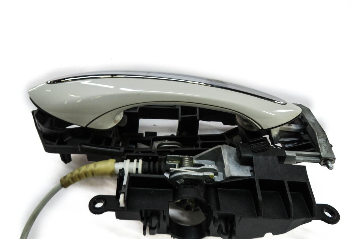 Thumbnail 3: 09-18 BMW 528i 535i 550i 740i 750i 760i RIGHT REAR COMFORT DOOR HANDLE (WHITE)